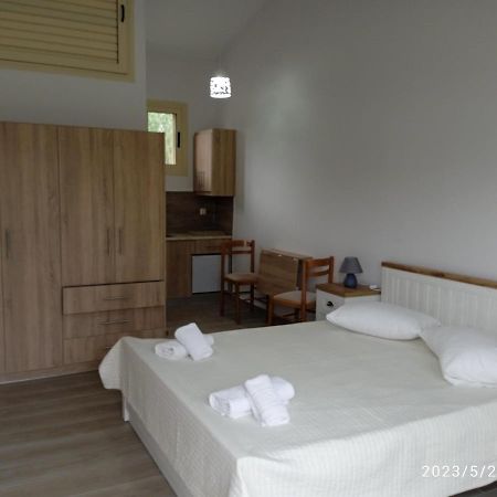 Evoikos Beach & Resort Ливанатес Экстерьер фото