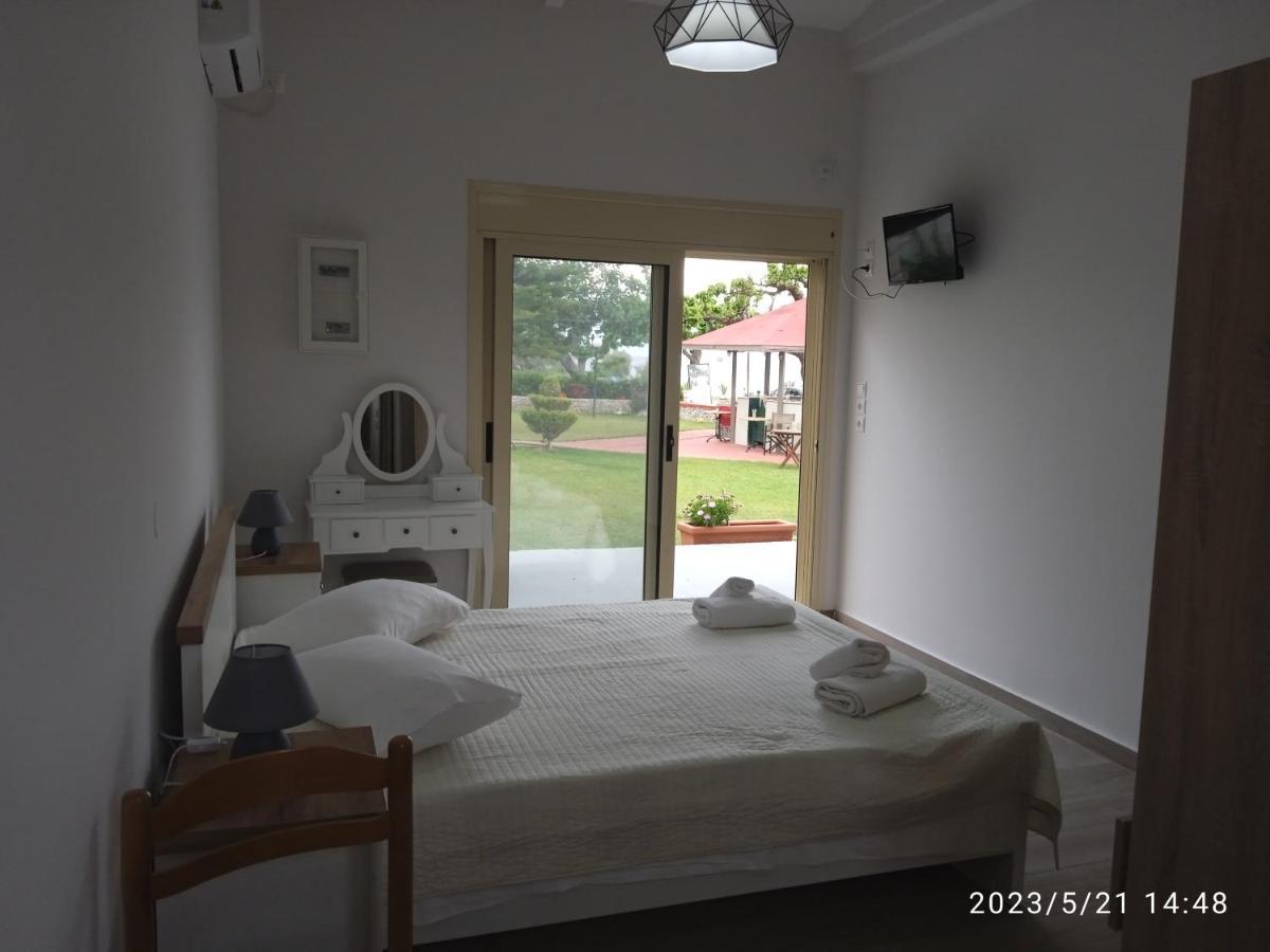 Evoikos Beach & Resort Ливанатес Экстерьер фото
