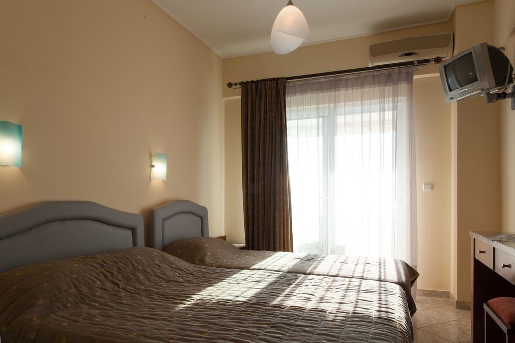 Evoikos Beach & Resort Ливанатес Экстерьер фото