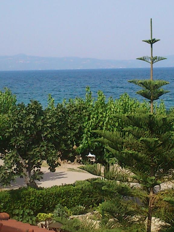 Evoikos Beach & Resort Ливанатес Экстерьер фото